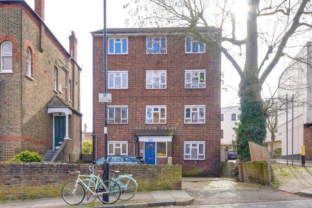 Thumbnail Flat for sale in Dolphin Court, Tufnell Park