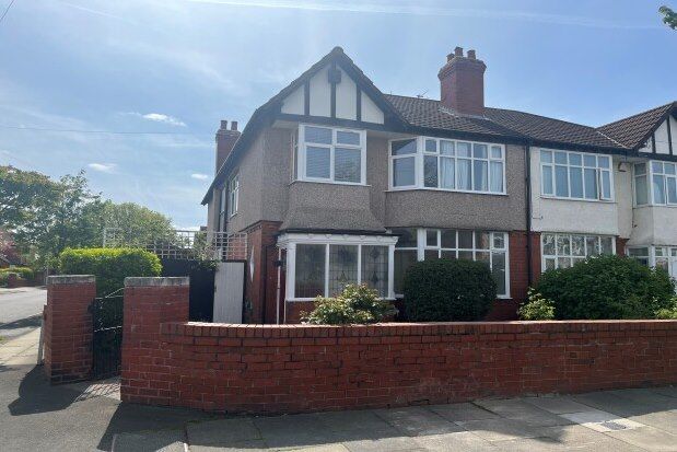 Property to rent in Manor Road, Liverpool
