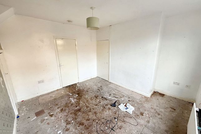25, Palm Terrace, Stanley photo 2
