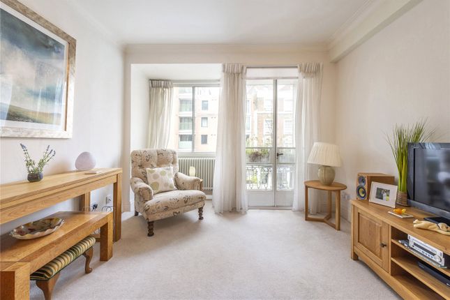 Thumbnail Flat for sale in Hyde Park Square, Hyde Park