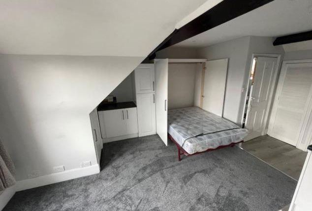 Studio Flat, 78, Botley Road, Oxford photo 5
