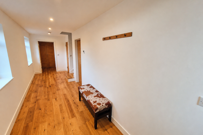 52, St. Albans photo 4