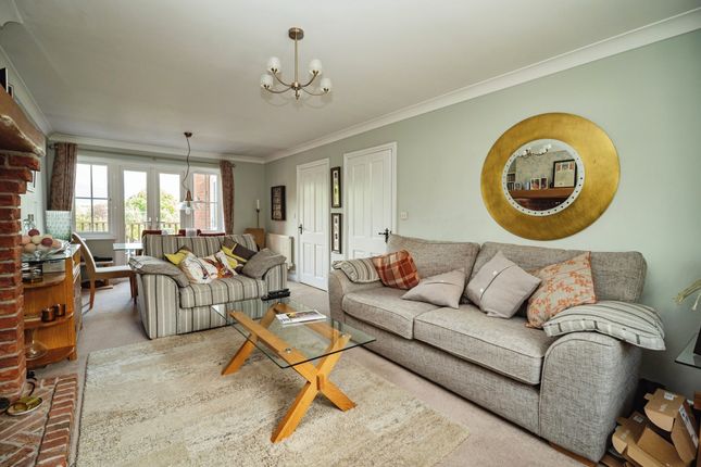20, St. Andrews View, Blandford Forum photo 2