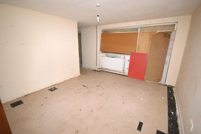 12, Bryn Close, Powys photo 2