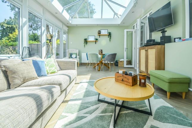 Thumbnail Bungalow for sale in North Avenue, Southend-On-Sea