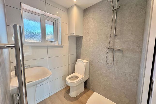 Room 3, 1, Kingsley Crescent, Benfleet photo 4