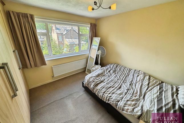 Flat 24 Everett Court,, Aldborough Close, Manchester photo 3