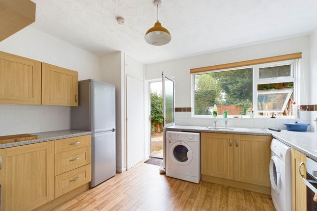 3 Elizabeth Court Poulters Lane, Worthing photo 3