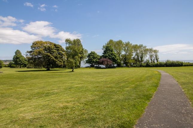 Flat for sale in Headlands, Hayes Point, Sully
