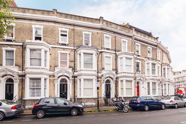 Thumbnail Flat for sale in Beaumont Crescent, London