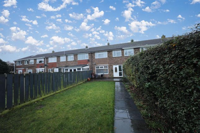 Thumbnail Terraced house for sale in Newtondale, Sutton-On-Hull, Hull