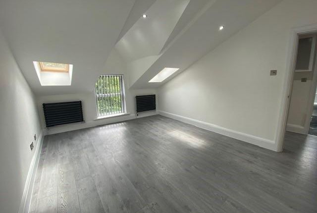 Apt 8, 3, Aigburth Road, Liverpool photo 3