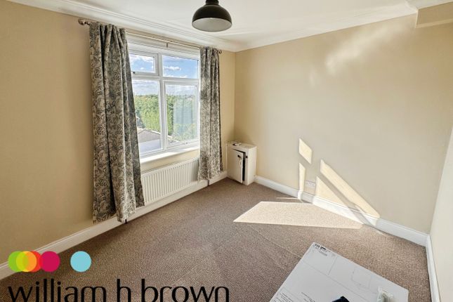 72a, Woodberry Way, WALTON ON THE NAZE photo 5