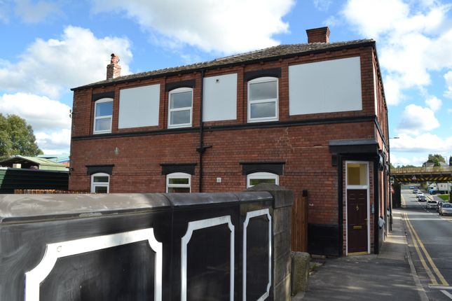 27, Warrington Road, Wigan photo 2