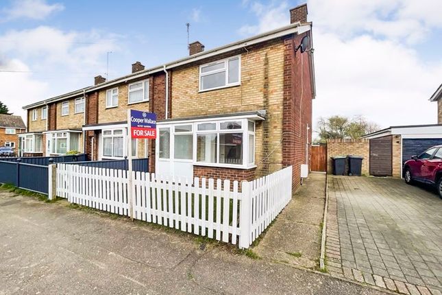 End terrace house for sale in Harvey Close, Upper Caldecote