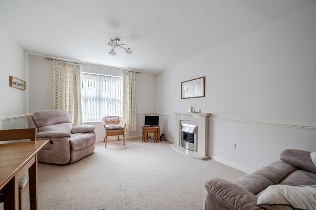 5 Earlswood Drive, Paignton Devon, Devon photo 2