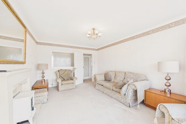 42 Ashgate Road, Willerby, East Riding of Yorkshire photo 4