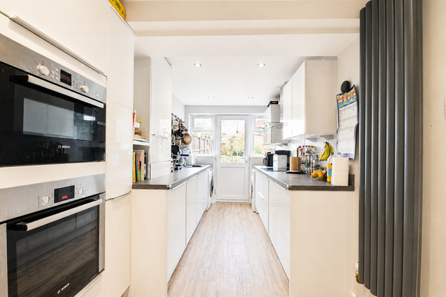 175, Cherry Garden Lane, Saffron Walden photo 4