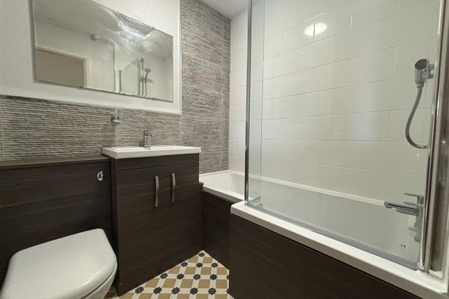 10, Pembroke Mews, Canton photo 3