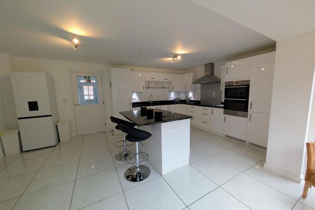 9, Cadora Way, Coleford photo 3