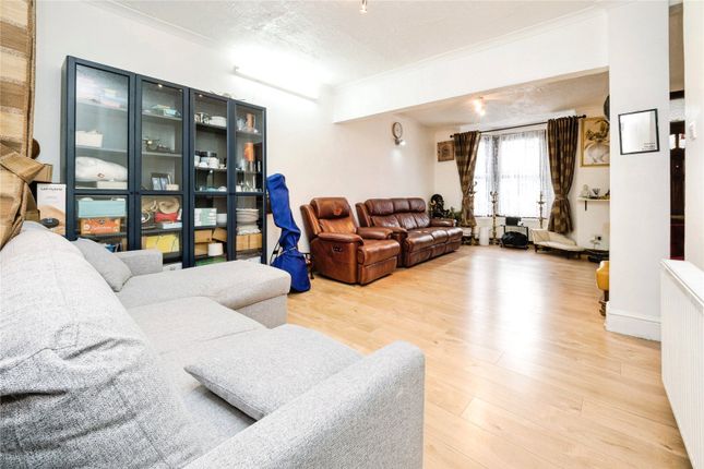 100, Caledon Road, London photo 3