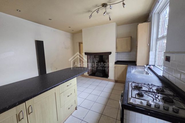 47, Lees Hall Road, Dewsbury photo 3