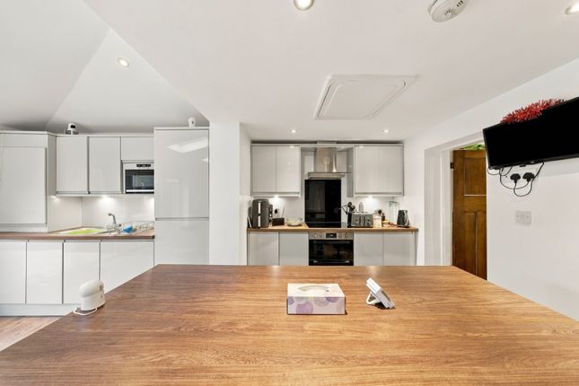 Prestwich photo 3