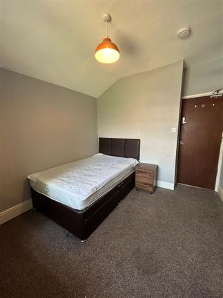 Room to rent in Walbrook Road, New Normanton, Derby