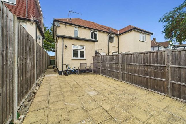 7D,, London Road, Middlesex photo 2