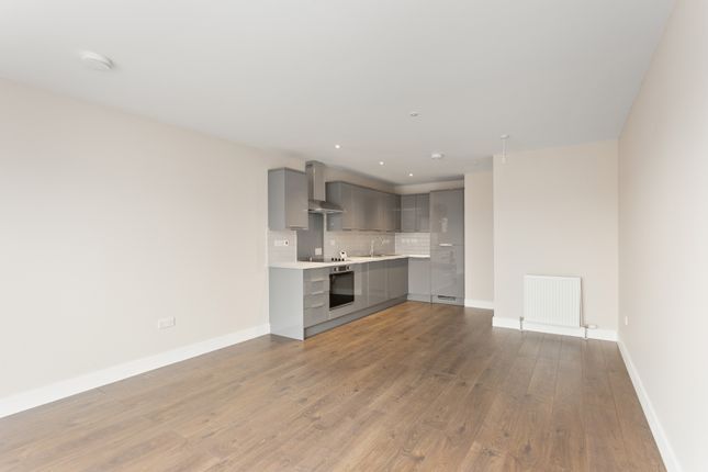 10.3, Burdiehouse Terrace, Edinburgh, Scotland photo 4