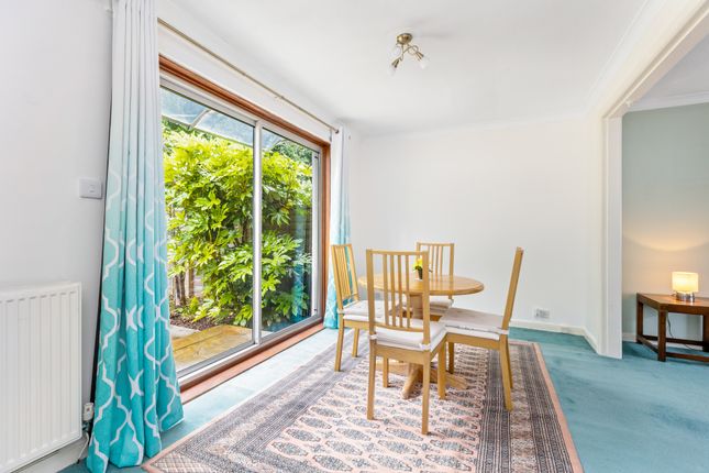 30, Barnton Park Avenue, Barnton, Edinburgh photo 4