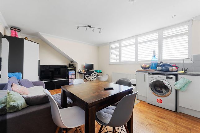 155b, Epsom Road, Sutton photo 3