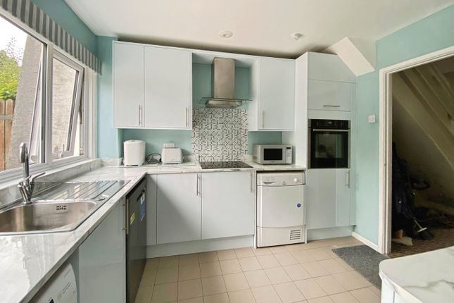 14, Four Ash Court, Usk photo 3