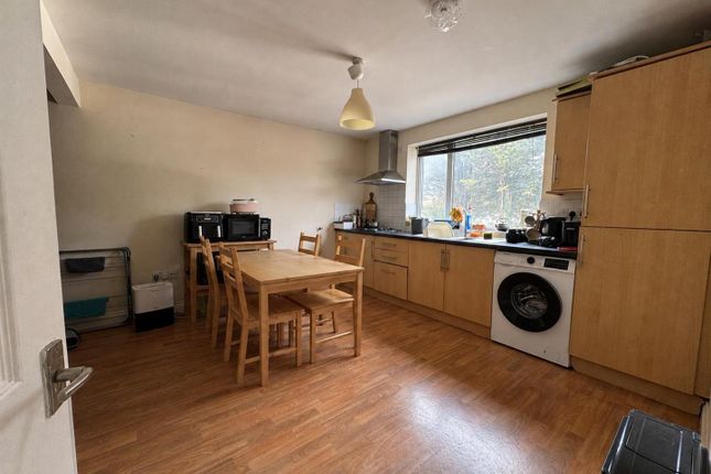 35, FFF Bush Avenue, Bristol photo 2