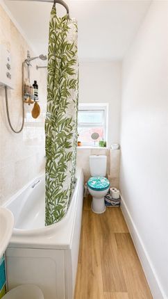 Flat 5, 49, Chapel Park Road, St. Leonards-On-Sea photo 4