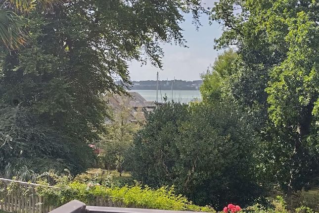 3, Sedgemead, Netley Abbey photo 4