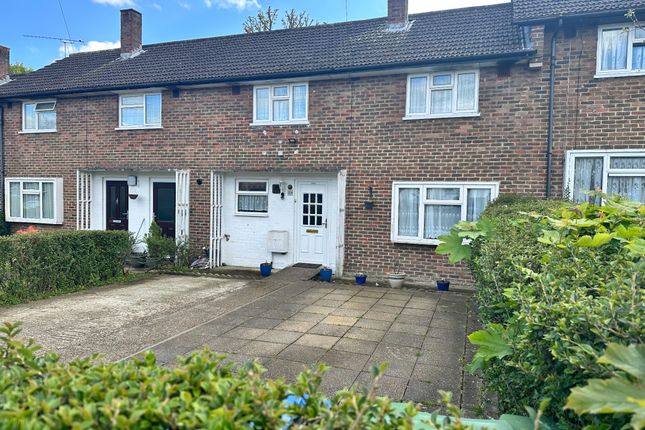 Thumbnail Terraced house for sale in Balmoral Drive, Woking