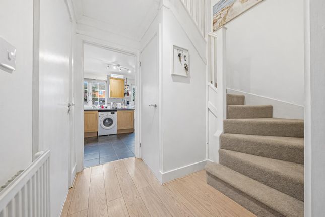 102, Barnes Way, Herne Bay photo 4