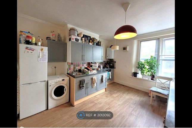 Top Floor Maisonette, Lower Ashley Road St Agnes, Bristol photo 2