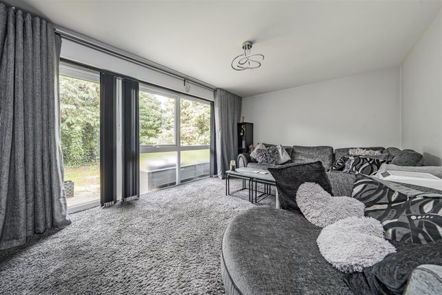 Flat 7, Deacon Court, Dedworth Road, Windsor photo 4