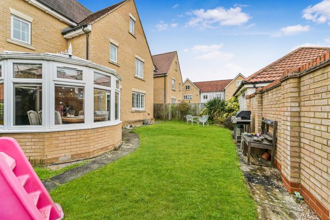 19, Wilkes Way, Dunmow photo 4
