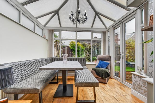 4, Manor Lane, York photo 3