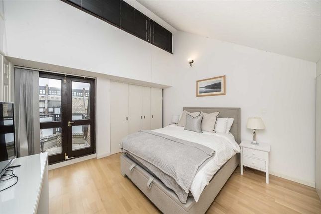 Terraced house for sale in Rope Street, London