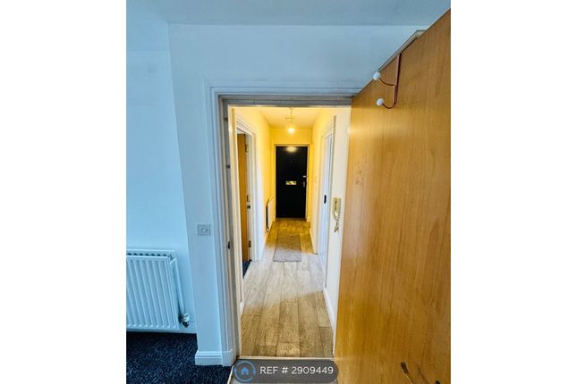 Flat, Victoria Court Victoria Road East, Leicester photo 2
