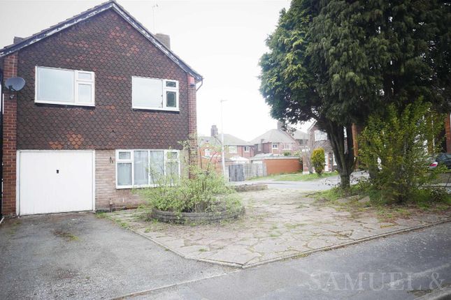 Thumbnail Detached house to rent in Mottram Close, West Bromwich