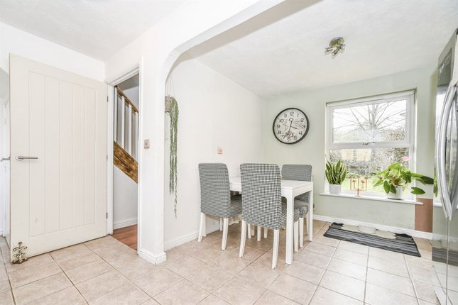 60, Berry Way, Andover photo 3