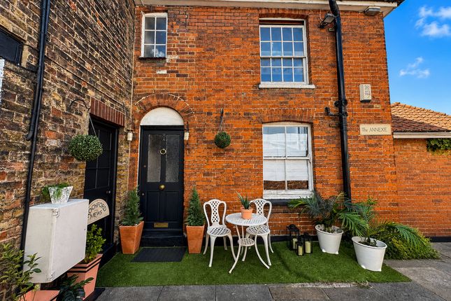8a, South Street, Rochford photo 3