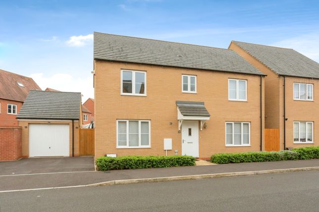 Thumbnail Detached house for sale in Bramble Crescent, Banbury