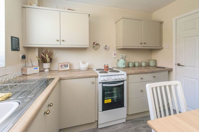 Flat 6, Parkview Court, Sheffield photo 3