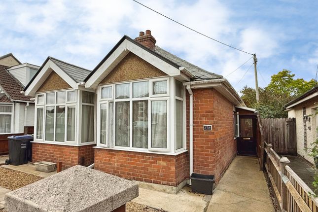 1-bed bungalow on Station Road, Westbury, £150,000